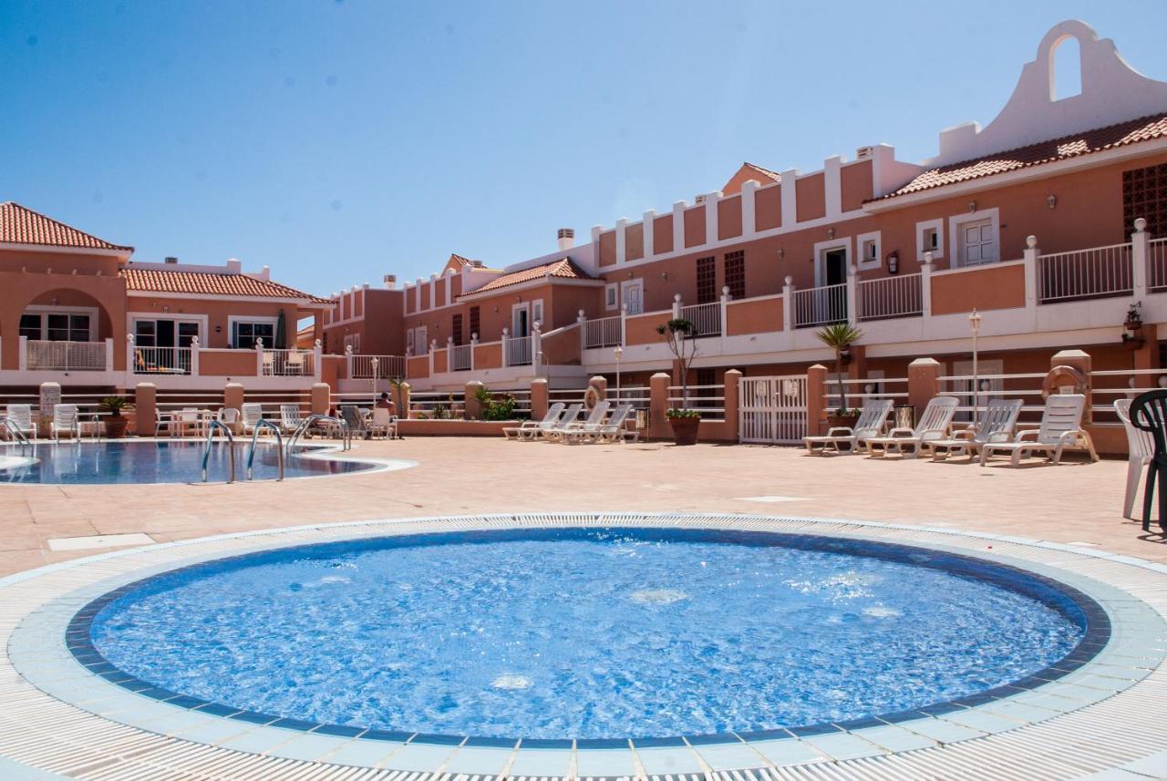 Exotic And Sunny Esmeralda كاليتا ذي فوستي المظهر الخارجي الصورة